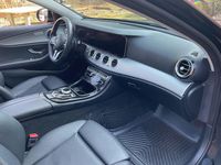 Gebraucht Mercedes E220 194 PS (142 kW) 2019 Schwarz Limousine