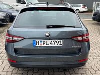 Gebraucht Skoda Superb Style 190 PS (139 kW) 2017 Grau Kombi