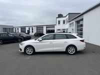 Gebraucht Seat Leon Style 150 PS (110 kW) 2022 Weiß Kombi
