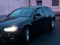 Gebraucht Audi A4 143 PS (105 kW) 2012 Schwarz Kombi
