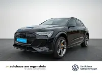 Gebraucht Audi e-tron Ambiente 369 kW (503 PS) 2022 Mythosschwarz metallic SUV