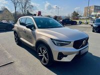 Gebraucht Volvo XC40 Plus 163 PS (119 kW) 2024 Beige metallic SUV
