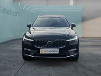 Gebraucht Volvo XC60 Plus 197 PS (144 kW) 2022 Schwarz SUV