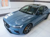 Gebraucht Volvo S60 455 PS (334 kW) 2023 Grau Limousine