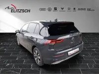 Gebraucht VW Golf VIII Move 110 PS (80 kW) 2024 Uranograu Limousine