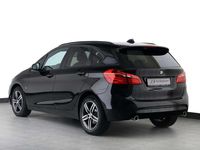 Gebraucht BMW 220 Sport Line 190 PS (139 kW) 2017 Black sapphire metallic Van / Kleinbus