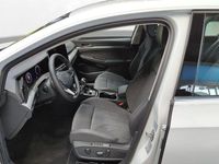 Gebraucht VW Golf VIII Active 150 PS (110 kW) 2025 Weiß Limousine