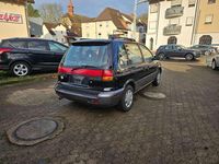 Gebraucht Mitsubishi Space Runner 82 PS (60 kW) 1996 Schwarz Van / Kleinbus