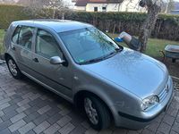 Gebraucht VW Golf IV 105 PS (77 kW) 2002 Grau Kleinwagen
