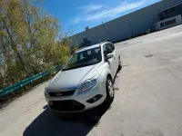Używany Ford Focus 110 KM (80 kW) 2010 Srebrny Kombi