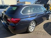 Gebraucht BMW 530 Comfort Edition 258 PS (189 kW) 2015 Blau Kombi