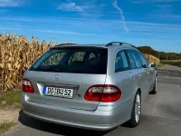 Używany Mercedes E280 Avantgarde 2005 Srebrny Kombi