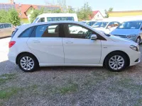 Gebraucht Mercedes B180 122 PS (89 kW) 2012 Weiß Van / Kleinbus