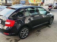 Second-hand Skoda Rapid 122 CP (89 kW) 2015 Negru Hatchback