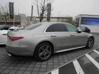 Gebraucht Mercedes S450 AMG 367 PS (269 kW) 2024 Mojavesilber Limousine