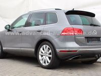 Gebraucht VW Touareg Terrain Tech 262 PS (192 kW) 2017 Grau SUV