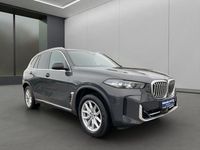 Gebraucht BMW X5 Performance 298 PS (219 kW) 2024 Grau / dravitgrau (metallic) SUV