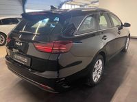 Gebraucht Kia Ceed Sportswagon 136 PS (100 kW) 2023 Schwarz Kombi