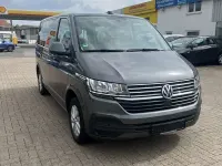 Używany VW Caravelle 150 KM (110 kW) 2020 Szary Van