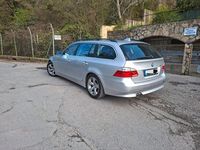 Gebraucht BMW 530 231 PS (169 kW) 2007 Silber Kombi