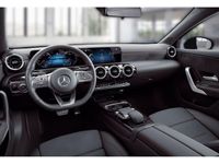 gebraucht Mercedes A200 AMG+KEYLESS+LED+FLA+WIDESCREEN+CARPLAY+DAB
