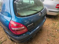 Gebraucht Nissan Almera 114 PS (83 kW) 2000 Blau Limousine