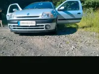 Gebraucht Renault Clio 75 PS (55 kW) 2001 Grau Kleinwagen
