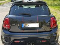 Second-hand Mini John Cooper Works 231 CP (169 kW) 2018 Negru Hatchback