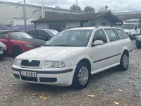 Używany Skoda Octavia 102 KM (75 kW) 2009 Biały Kombi