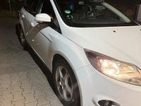 Gebraucht Ford Focus 2014 Weiß Kombi