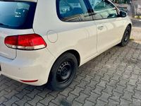 Gebraucht VW Golf VI 80 PS (58 kW) 2009 Weiß Kleinwagen
