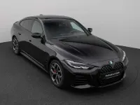 Gebraucht BMW 440 374 PS (275 kW) 2023 Saphirschwarz metallic475 Coupé