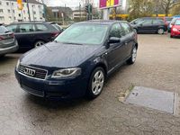 Gebraucht Audi A3 Ambiente 150 PS (110 kW) 2003 Blau Kleinwagen