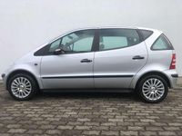 Gebraucht Mercedes A160 102 PS (75 kW) 2002 Polarsilber Kleinwagen