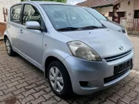 Gebraucht Daihatsu Sirion 70 PS (51 kW) 2008 Silber Kleinwagen