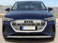 Używany Audi e-tron Ambiente 300 kW (408 KM) 2020 Niebieski SUV