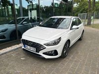 gebraucht Hyundai i30 5T 1.5 M/T 48V TREND +NAVIPAKET+KAM+LM+SHZ+