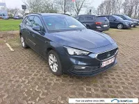 Usado Seat Leon 110 CV (80 kW) 2023 Gris Berlina