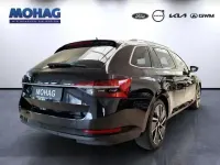 Gebraucht Skoda Superb Style 150 PS (110 kW) 2023 Schwarz Kombi