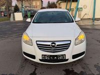 Gebraucht Opel Insignia Edition 116 PS (85 kW) 2009 Weiß Limousine