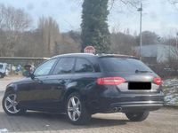 Gebraucht Audi A4 Ambiente 190 PS (139 kW) 2015 Schwarz Kombi