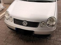 Gebraucht VW Polo 75 PS (55 kW) 2002 Silber Kleinwagen
