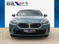 Neu BMW 120 170 PS (125 kW) 2025 Grün Kleinwagen