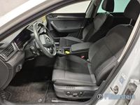 Gebraucht Skoda Superb Style 150 PS (110 kW) 2023 Weiß Limousine