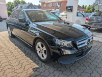 Gebraucht Mercedes E220 194 PS (142 kW) 2018 Schwarz Limousine