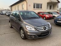 Gebraucht Mercedes B180 109 PS (80 kW) 2011 Grau Van / Kleinbus