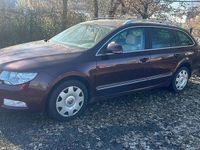 Gebraucht Skoda Superb 160 PS (117 kW) 2011 Braun Kombi