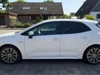 Gebraucht Toyota Corolla Club 179 PS (131 kW) 2019 Weiß Limousine