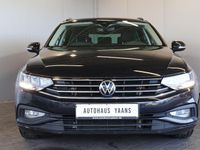 Gebraucht VW Passat 150 PS (110 kW) 2022 Schwarz Kombi
