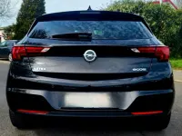 Używany Opel Astra Dynamic 105 KM (77 kW) 2017 Czarny Sedan/Limuzyna
